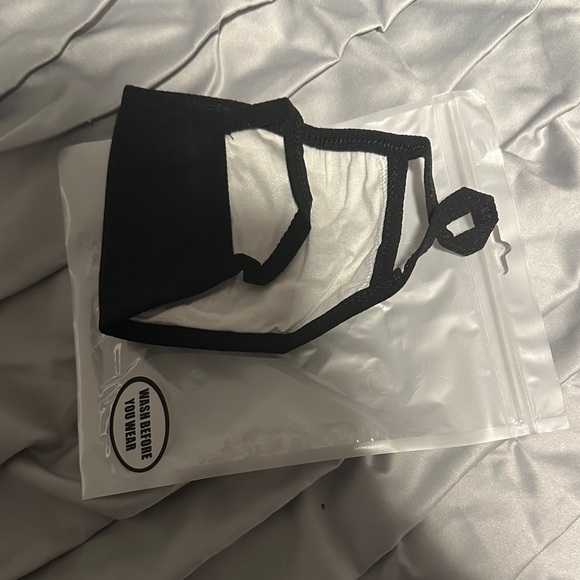 Pittsburg Steelers Black Face Mask - Picture 2 of 2